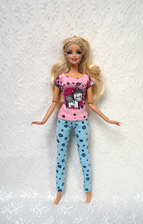 Komplet pro Barbie — foto 1