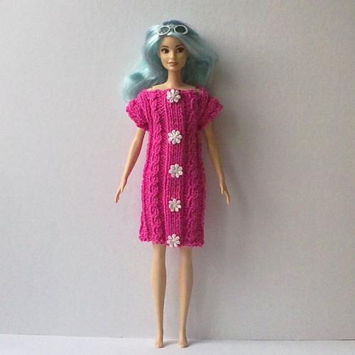 Oblečky pro Barbie - šaty — foto 1