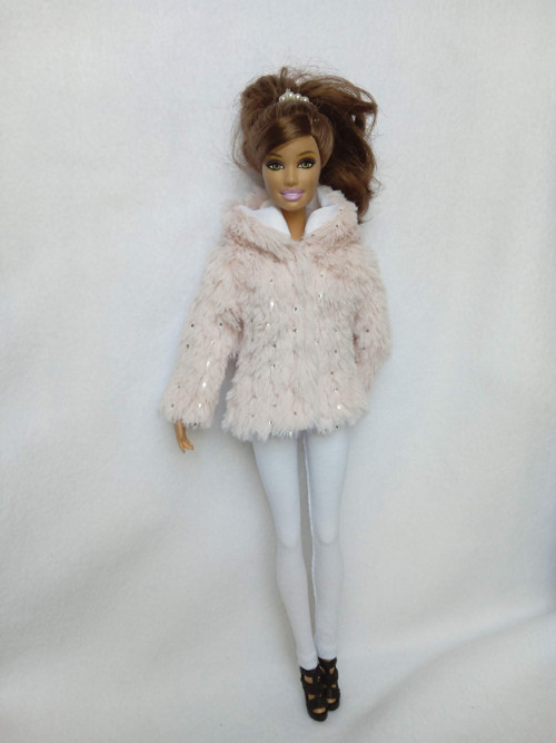 Kožíšek pro Barbie — foto 1