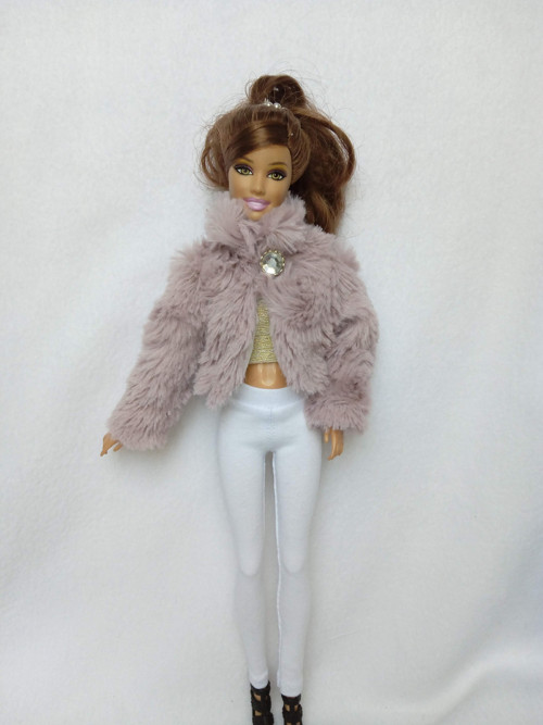 Kožíšek pro Barbie — foto 1