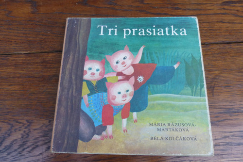 Tri prasiatka, Mária Rázusová-Martáková