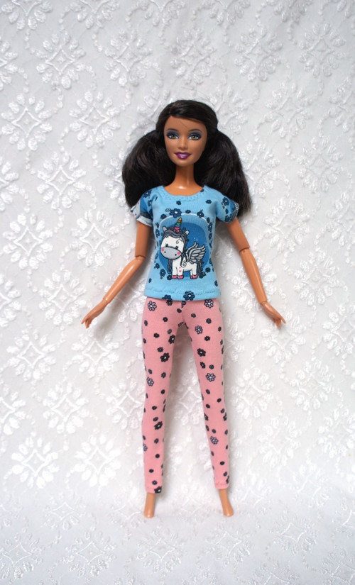 Komplet pro Barbie — foto 1