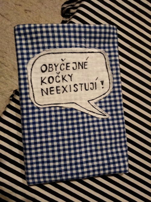 Nastavitelný obal na knihu — foto 1