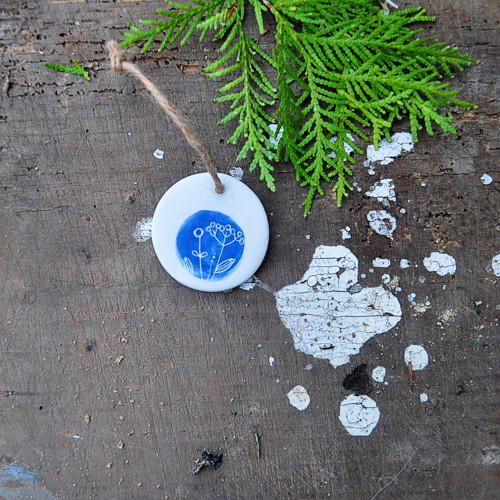 Porcelánová ozdůbka — foto 1