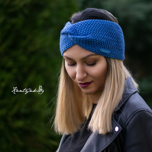 Překřížená v modré.. (čelenka) — foto 1