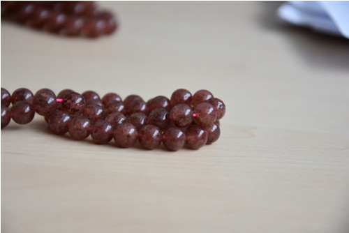Jahodový kremeň Madagaskar 6mm
