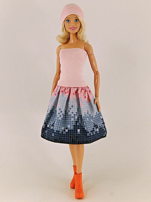 Barbie - Kostičkové šaty — foto 1