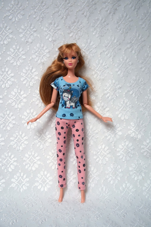 Komplet pro Barbie — foto 1