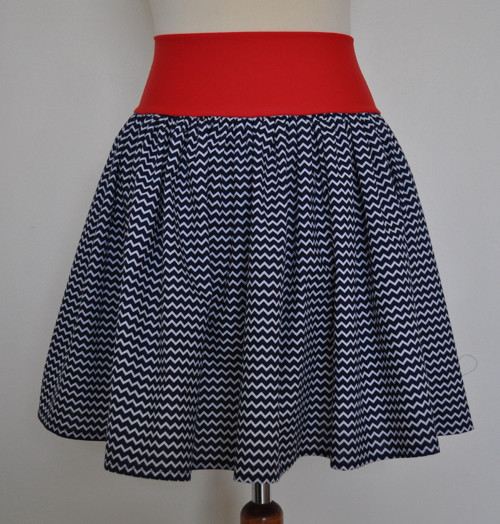 Modrobílá - délka 55cm — foto 1