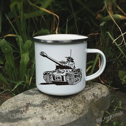 Plecháček/smaltovaný Military Tank