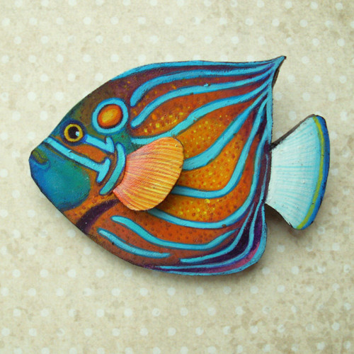 Blue Ring Angelfish - kožená brož s malbou