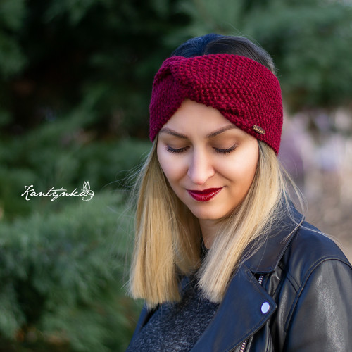 Překřížená ve vínové.. (čelenka) — foto 1