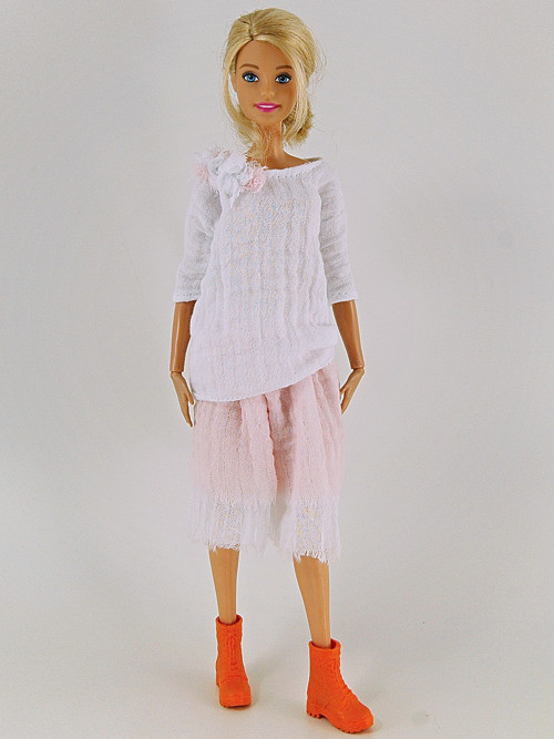 Barbie - Halenka s kvítím — foto 1