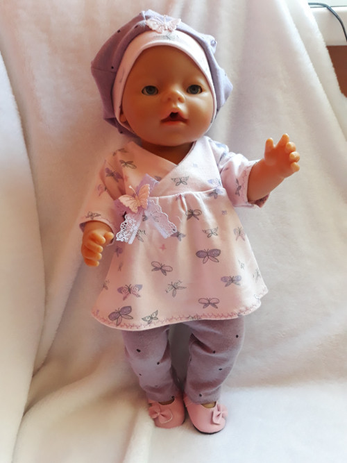 Souprava s baretkou — foto 1