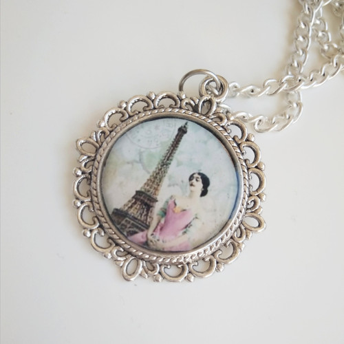 Vintage medailon Paris — foto 1