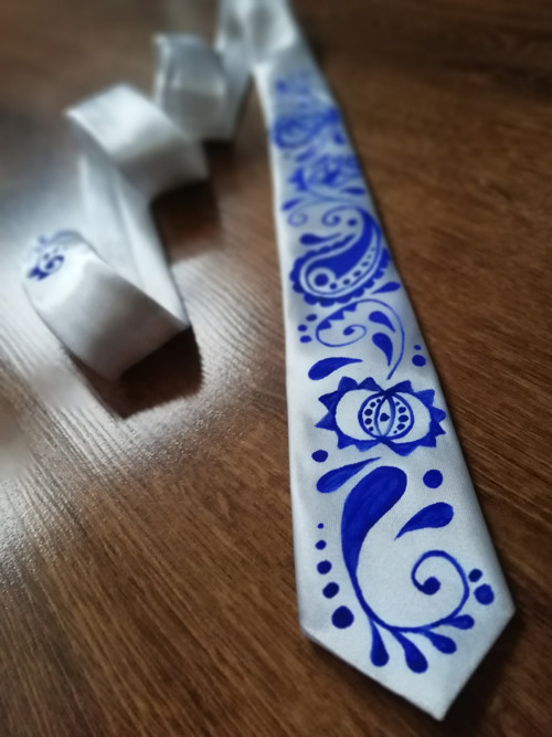 Slim kravata FOLK na přání — foto 1