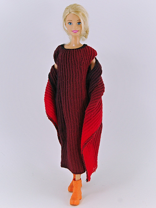 Barbie - Plisované vlněné šaty — foto 1