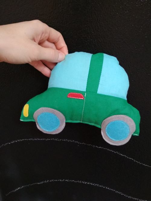 První hračka AUTÍČKO
