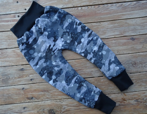 *baggy* army grey ... rostoucí ...