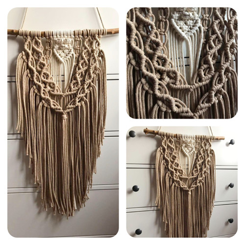 Macrame dekorace v barvě krémové a karamelové — foto 1