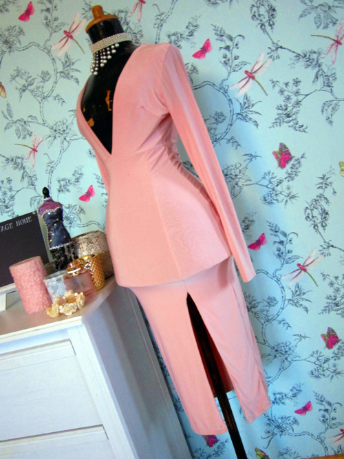 Šaty rafinované powder pink — foto 1