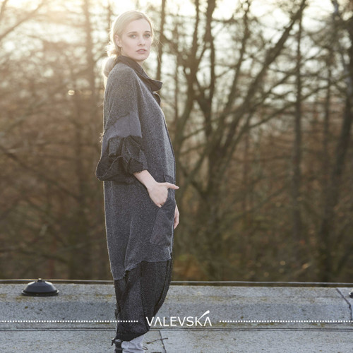 Identita, over-size hřejivý model — foto 1