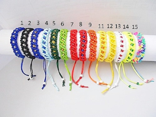 Pletený náramek Shamballa macramé