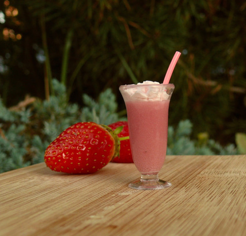 Velký jahodový shake — foto 1