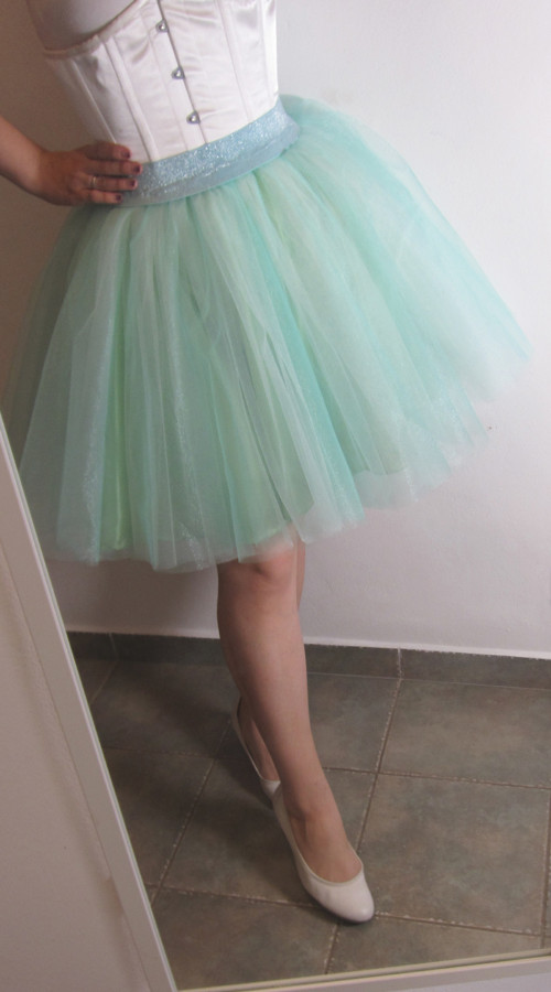 Tutu mentolová na přání — foto 1