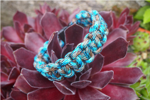 Paracord náramek - délka cca 20 cm — foto 1