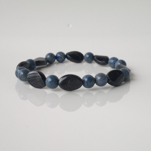 Náramek - antofylit a lapis lazuli tmavší — foto 1