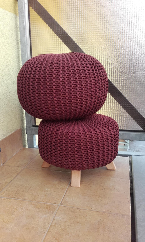 Čtyřnožka "odstín na přání"/prům.42cm,výška 26 cm/