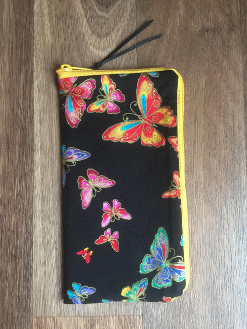 Obal na mobil - motýlci — foto 1