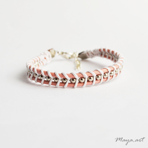 Růžovo-bílý náramek WRAP BRACELET
