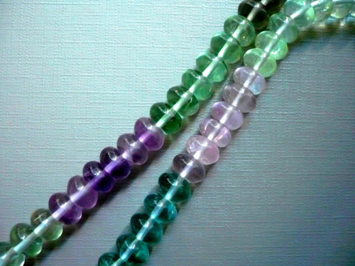 Vrtané rondelky - fluorit, 8 x 6 mm, 2 ks — foto 1