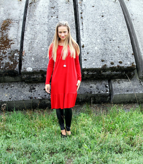 Šaty volán RED