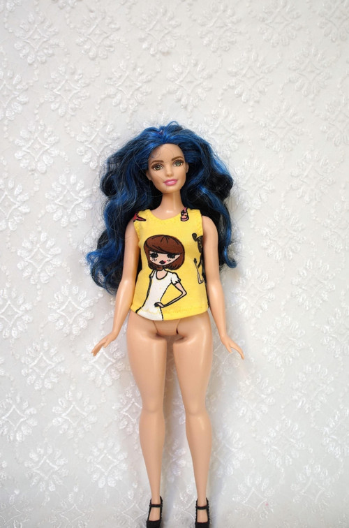 Tričko pro Barbie - curvy - baculku — foto 1