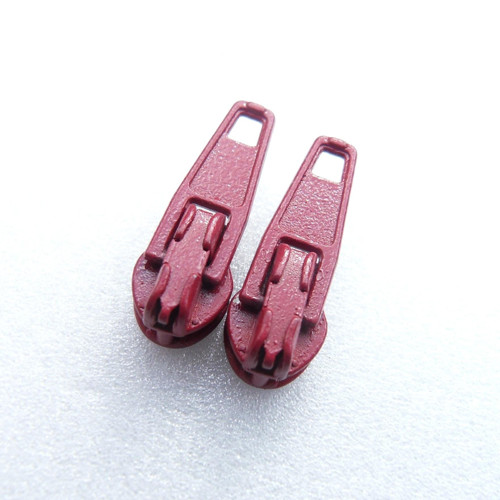 Jezdec pro zip 3 mm tmavě červený - 2 ks