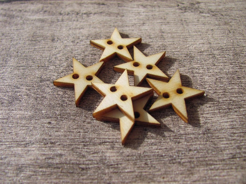 Dřevěné knoflíčky "hvězdičky" 2 cm
