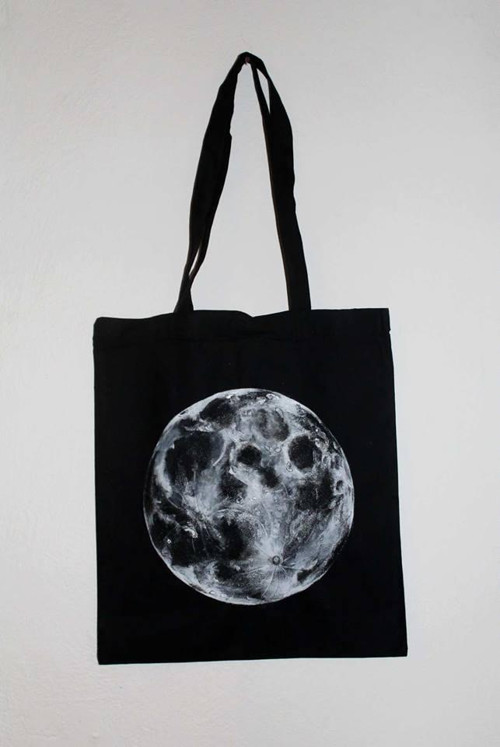 Luna — foto 1