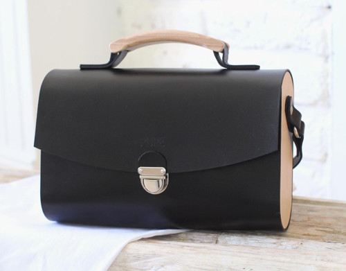 Kabelka na rameno HANDY BAG BLACK