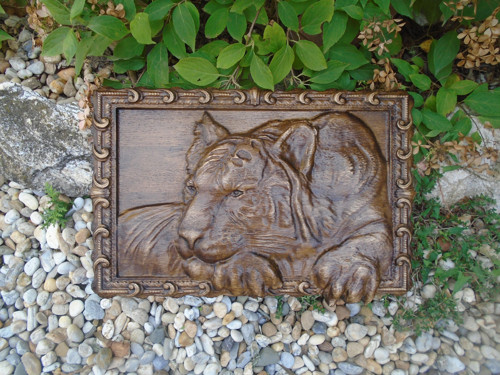 Drevorezba tiger