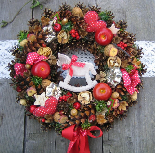 Adventní věnec s koníkem — foto 1