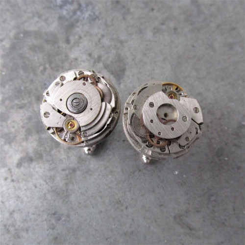 MANŽETOVÉ KNOFLÍČKY - strojky AUTOMATIC — foto 1