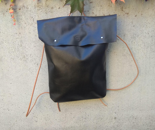 Black minimal bag/backpack — foto 1
