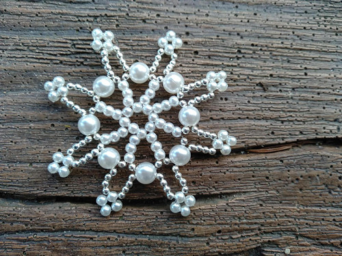 Perličková hvězdička 5,5 cm — foto 1