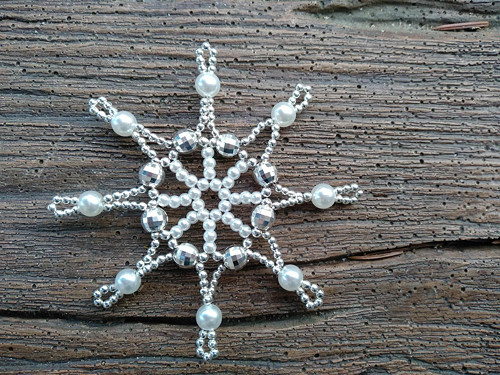 Perličková hvězdička 7,5 cm — foto 1