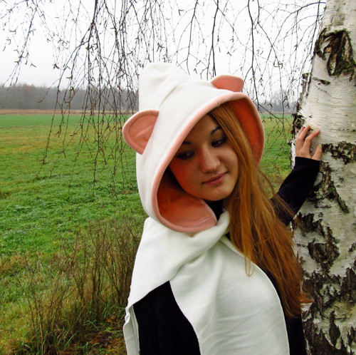 K ODESLÁNÍ: Šála s kapucí - s oušky