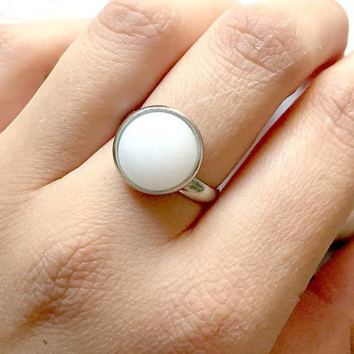 Elegantní prsten bílý jadeit chirurg. ocel /1016