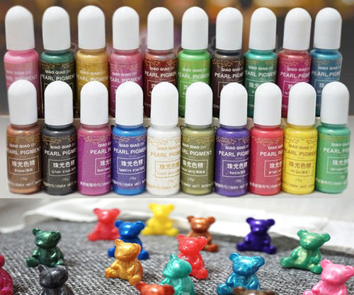 Tekutý chryzoberylově zelený perleťový pigment,